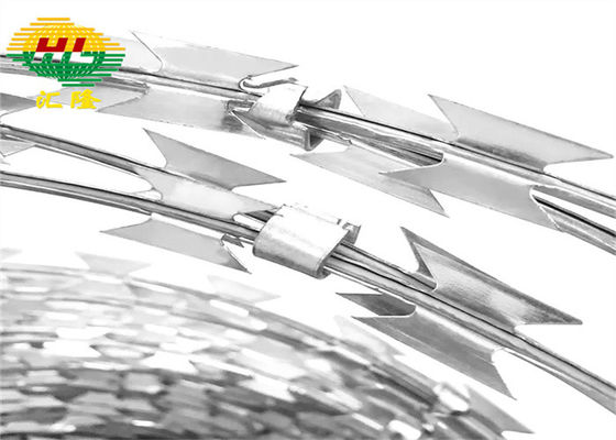 ব্যক্তিগত জমির জন্য 500 মিমি কয়েল স্টেইনলেস স্টীল কনসার্টিনা ওয়্যার ক্রস করা হয়েছে