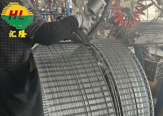 বিভিন্ন ব্লেড প্রকার BTO-10 BTO-18 BTO-16 BTO-22 BTO-30 CBT-60 CBT-65 ইউক্রেনে কনসার্টিনা কাঁটাতারের নিরাপত্তা