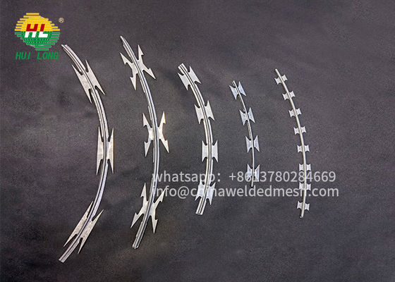 CBT-65 হট ডুব গ্যালভানাইজড স্টীল কনসার্টিনা রেজার বার্বড ওয়্যার জাল রোল বেড়া স্টেইনলেস স্টীল