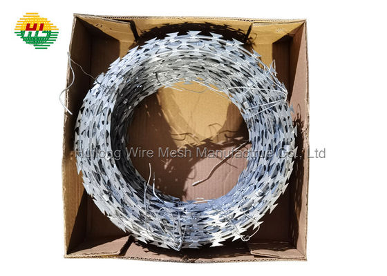 2.5 মিমি কনসার্টিনা রেজার ওয়্যার 100 এম প্রতি রোল স্টেইনলেস স্টিল